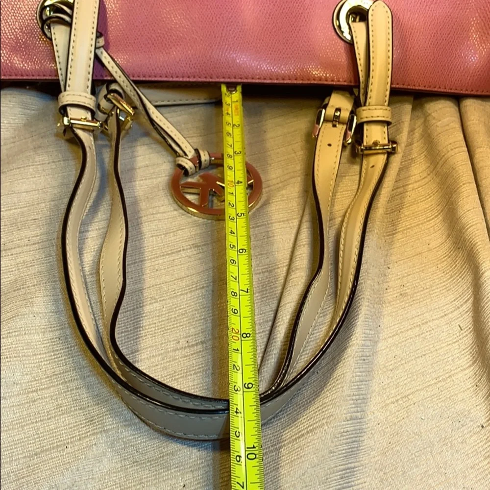 Michael Kors NWOT superb leather tote/shoulder bag